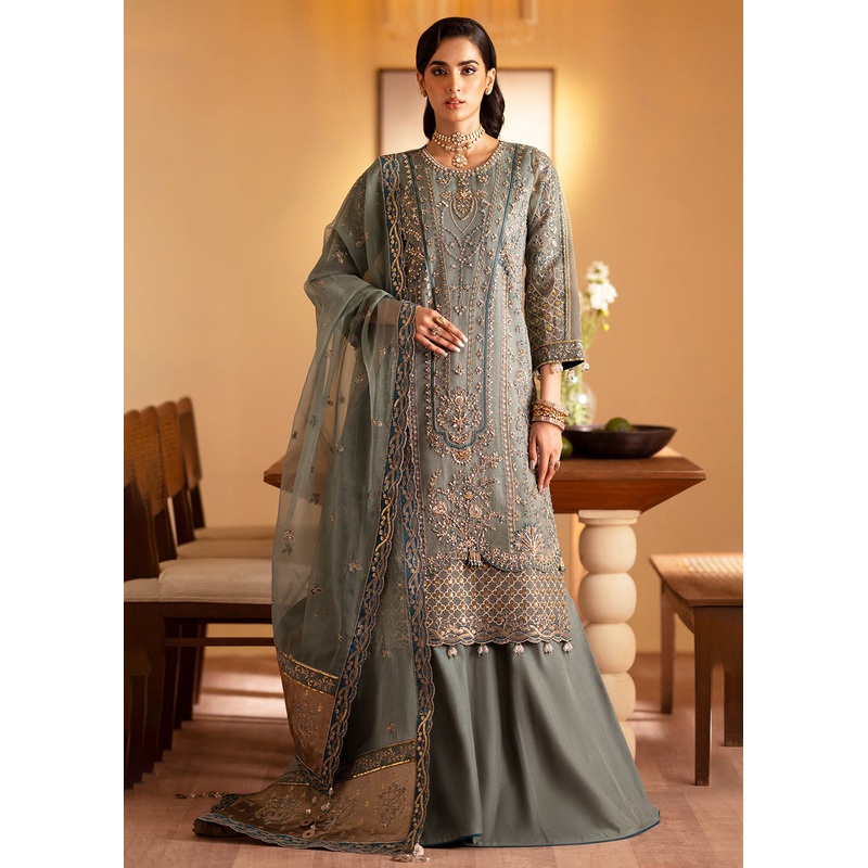 Romansiyyah Luxury Formals '24 by Emaan Adeel | ROHEEN