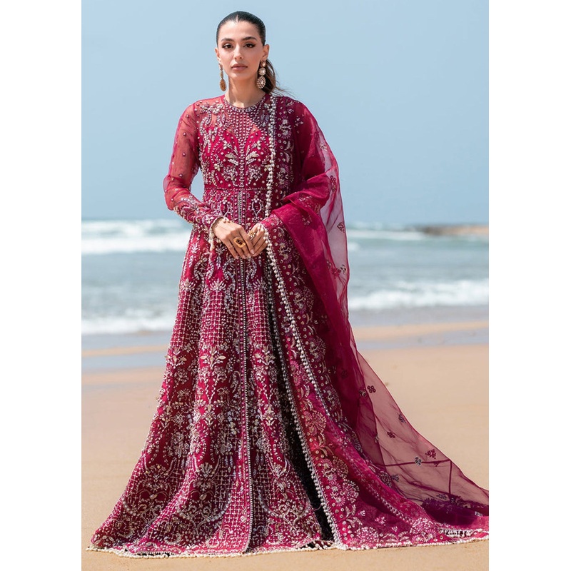 Kamari Reveuse Wedding Formals '24 by Emaan Adeel | FLORA