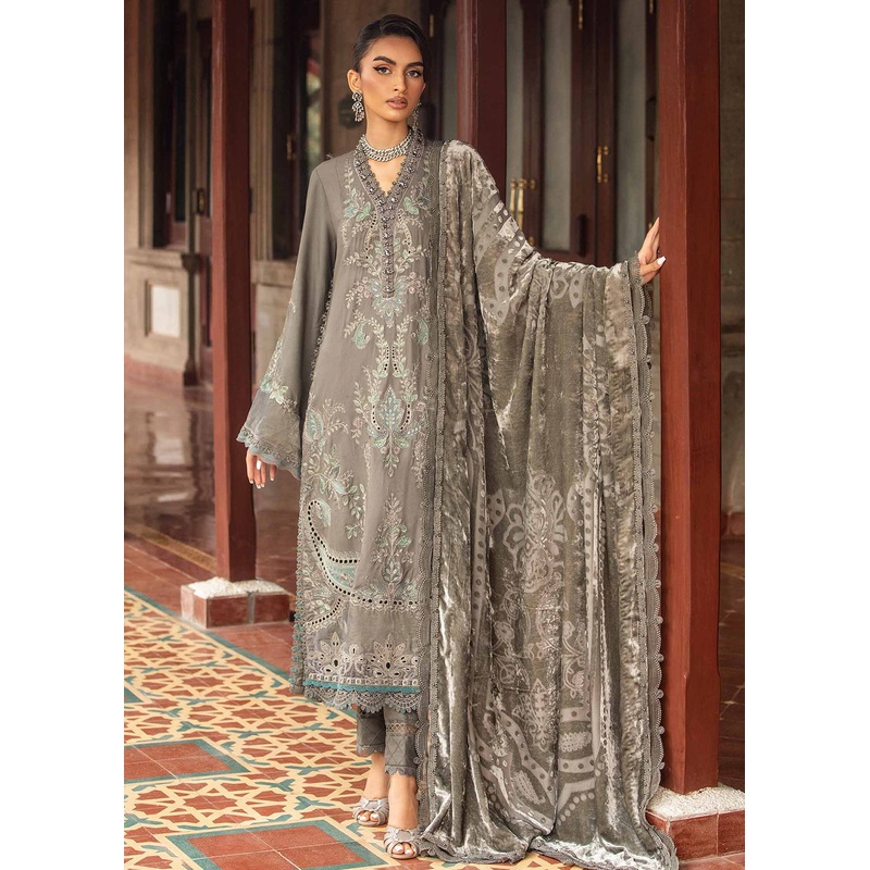 Winter Luxe 2024 by Maria B | DL-1209 Grey