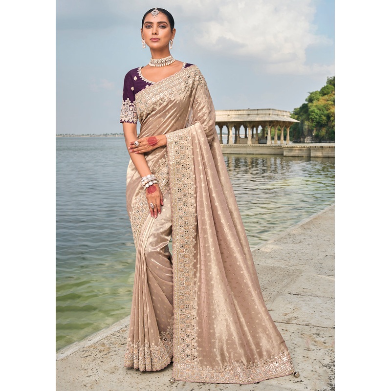 Tempting Peach Kanjivaram Silk Designer Traditional Saree