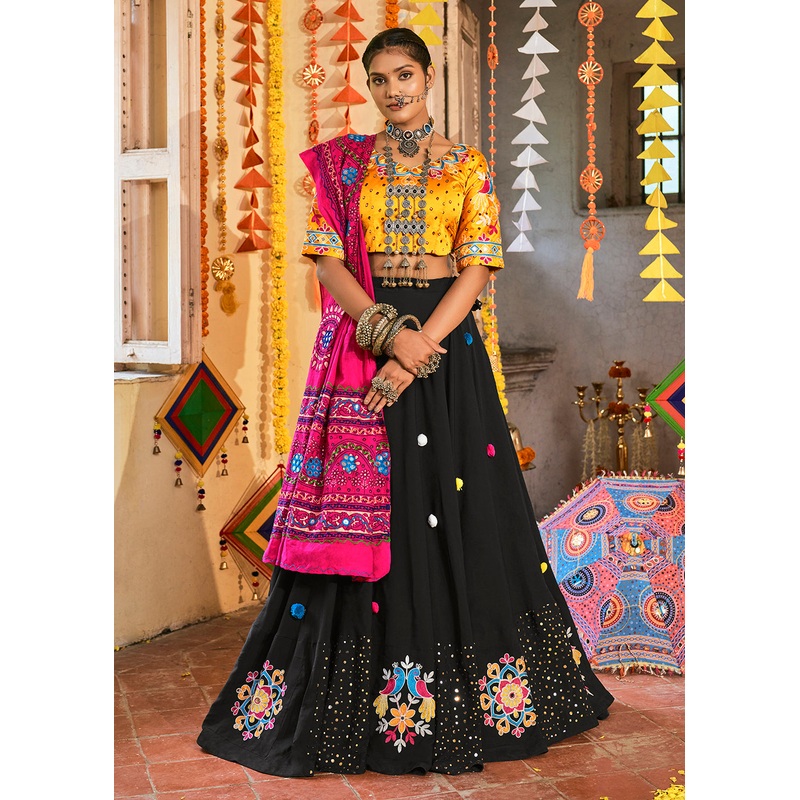 Marvelous Black Maslin Cotton Navratri Chaniya Choli