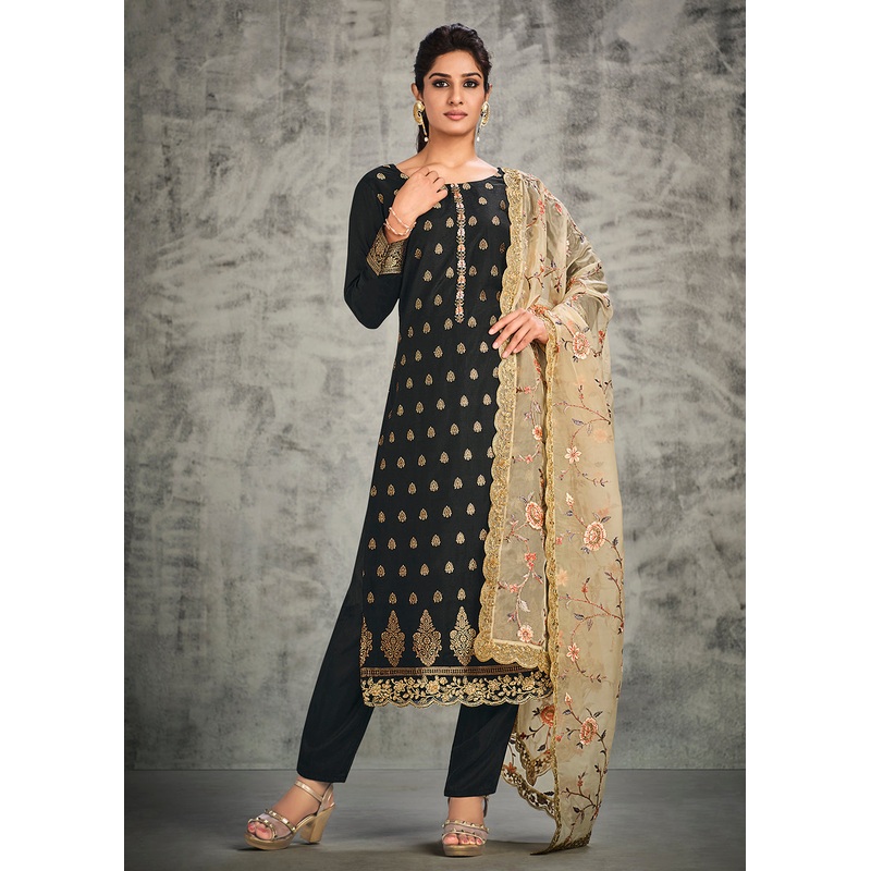 Jacquard Silk Adorning Black Pakistani Style Pant Suit