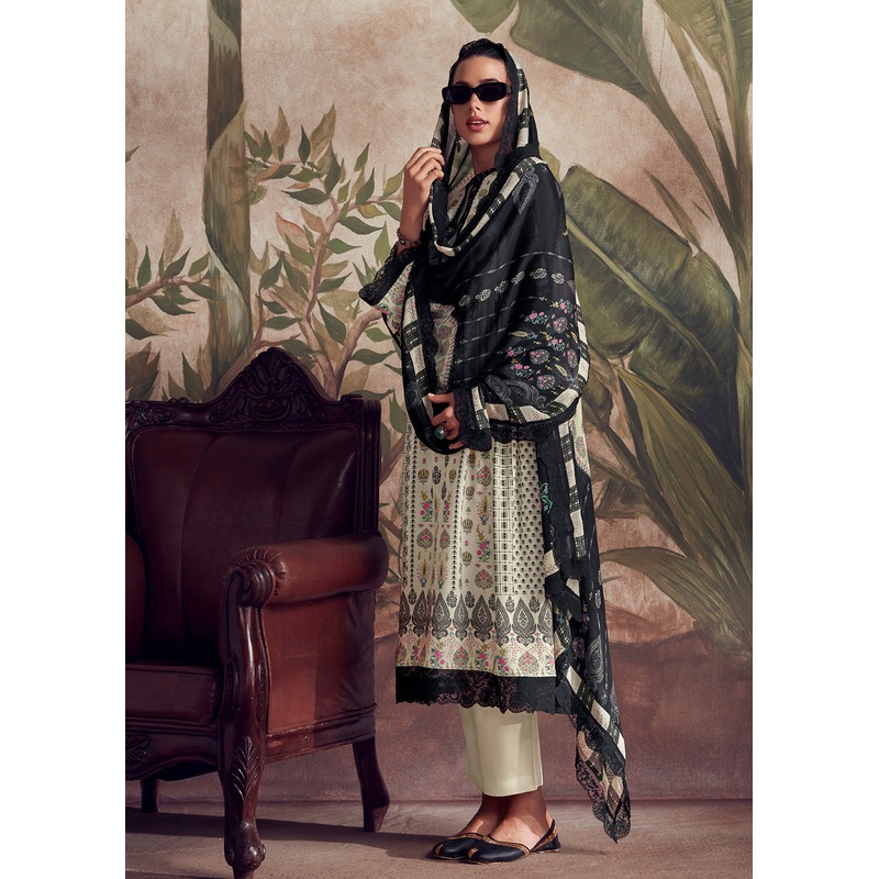 Off White Pakistani Style Digital Printed Salwar Suit