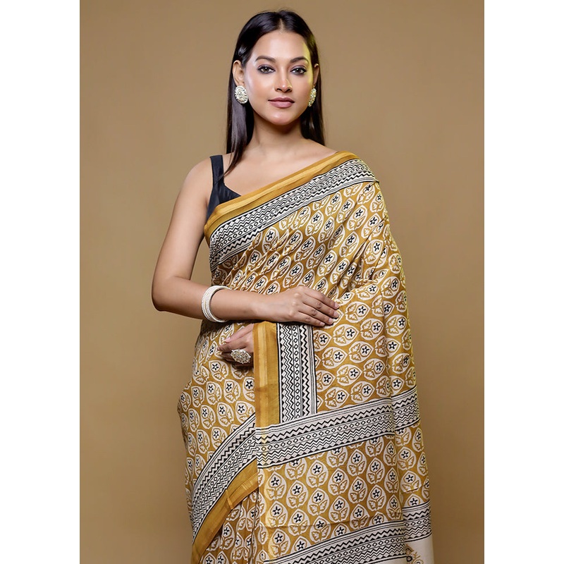 Cream Chanderi Silk Saree With Blouse Piece - JD986614782