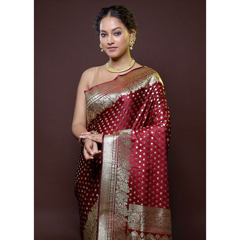 Maroon Banarasi Silk Saree With Blouse Piece - JD986614765