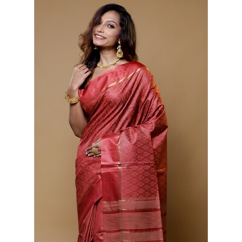 Red Tussar Silk Saree With Blouse Piece - JD986614812