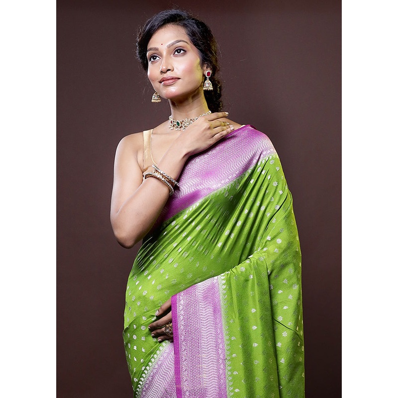 Green Dupion Silk Saree With Blouse Piece - JD986614423
