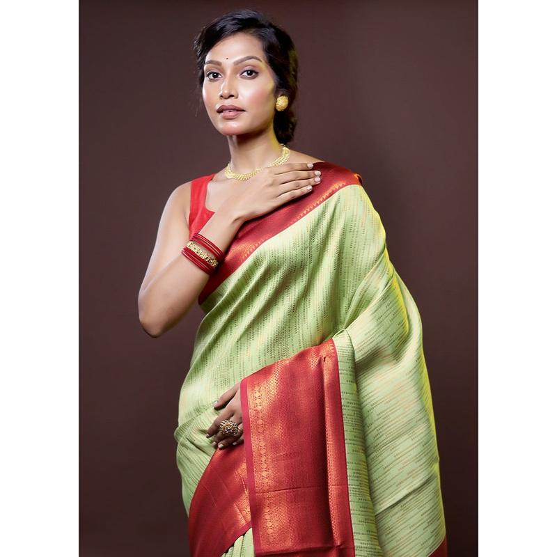 Green Kanjivaram Silk Saree With Blouse Piece - JD986614420