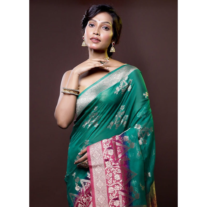 Green Organza Saree With Blouse Piece - JD986614418