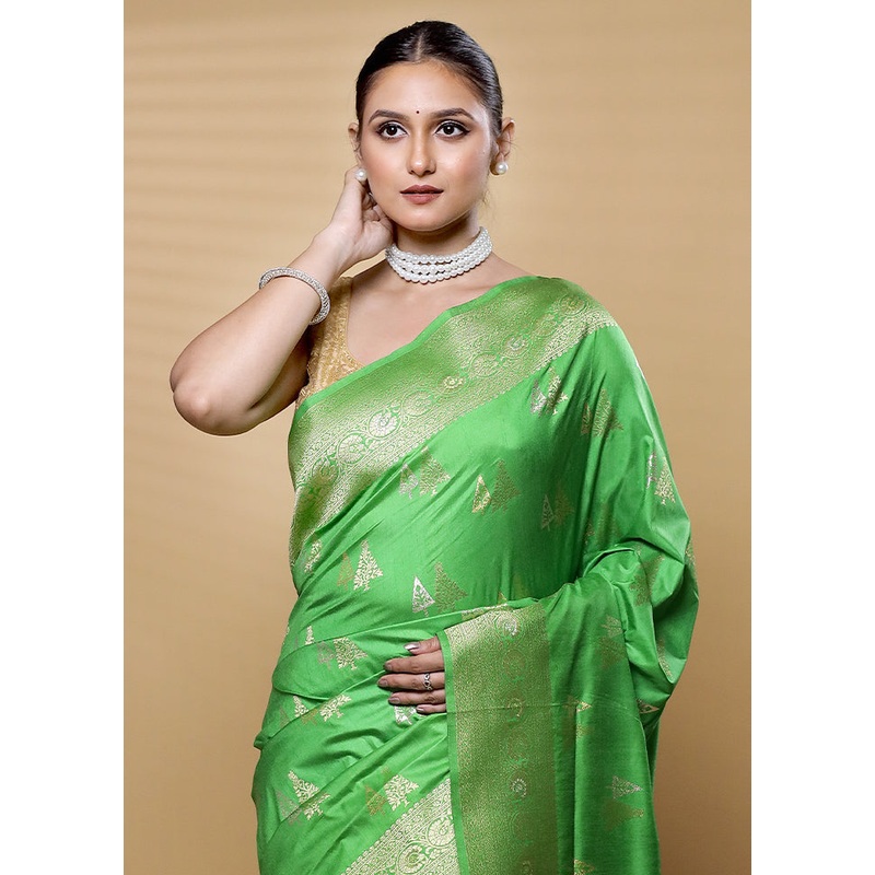 Green Dupion Silk Saree With Blouse Piece - JD986613630