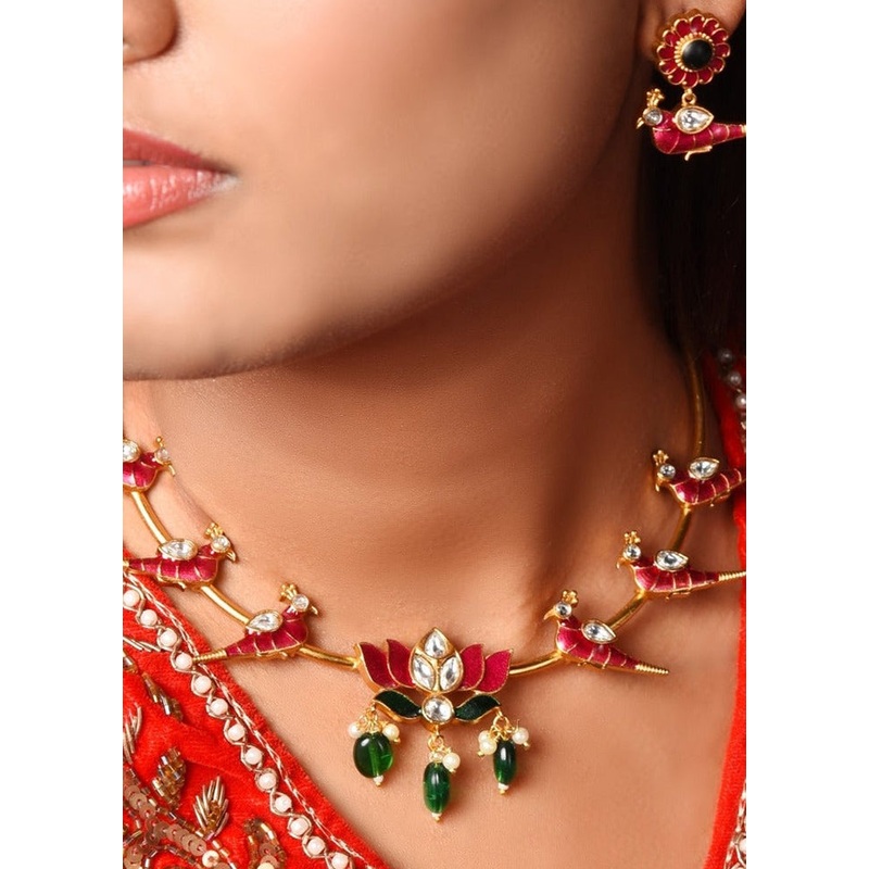 Gold Matt Polish Semi Precious Stones With Kundan Necklace With Earrings Set - JD986613403