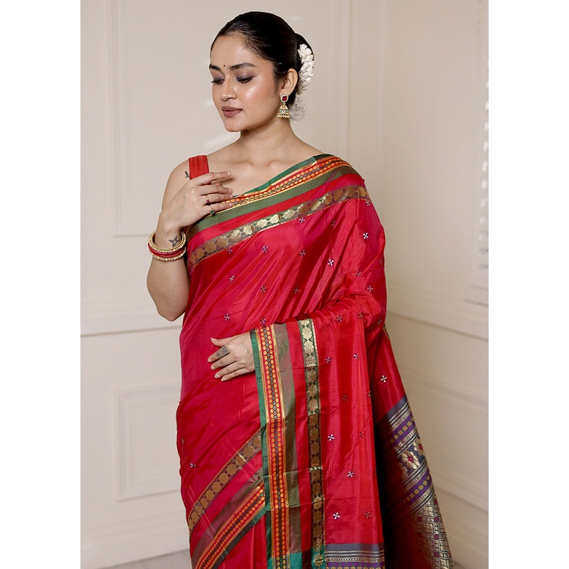 Red Kanjivaram Silk Saree With Blouse Piece - JD986613305