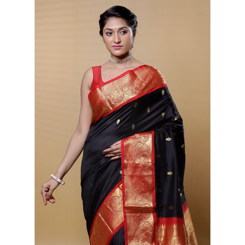 Black Handloom Kanchipuram Pure Silk Saree With Blouse Piece - JD986613161