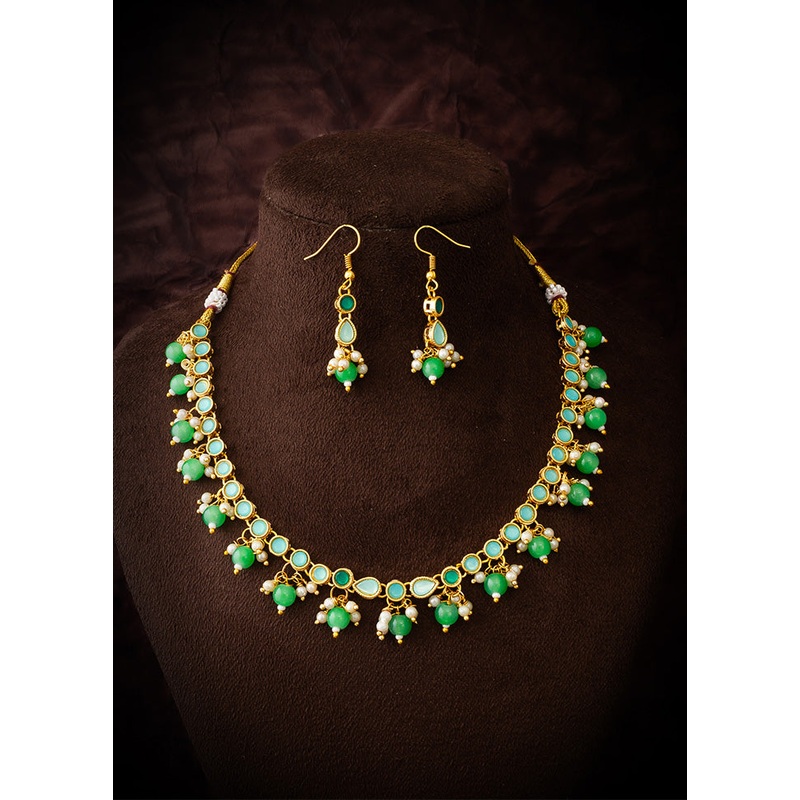 Green Brass Kundan Stone Work Necklace - JD986612982