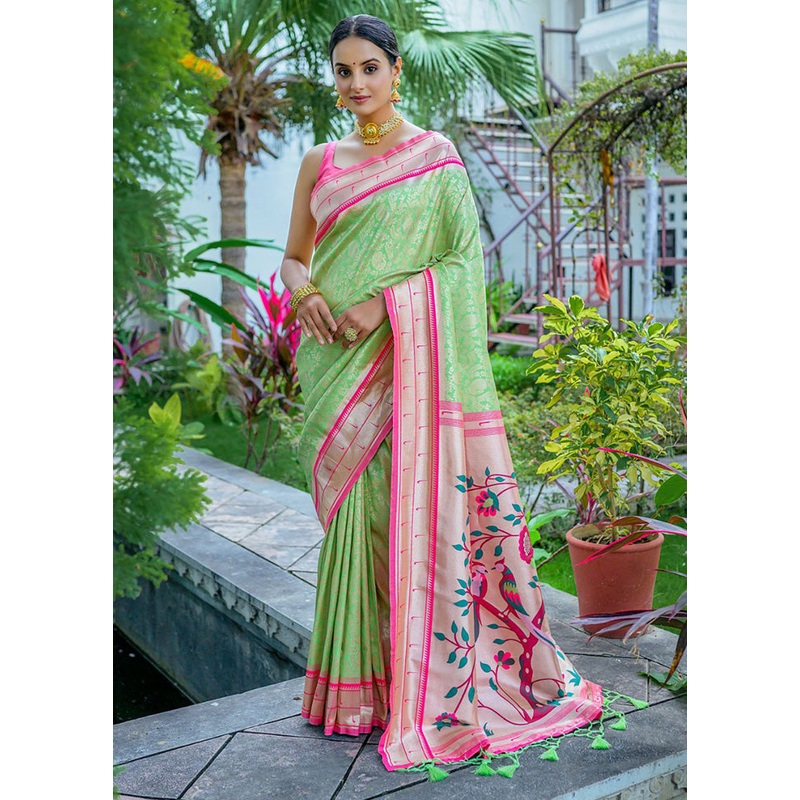 Pista Green Kanjivaram Silk Saree With Blouse Piece - JD986612748