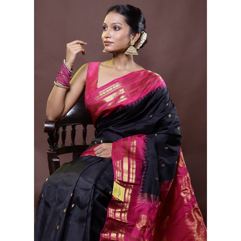 Black Gadwal Pure Silk Saree Without Blouse Piece - JD986612333