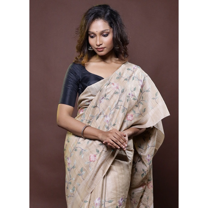 Cream Handloom Tussar Pure Silk Saree With Blouse Piece - JD986612320