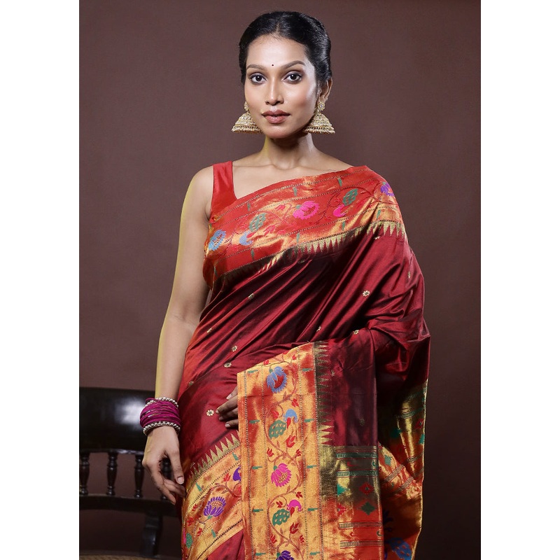 Maroon Handloom Kanchipuram Pure Silk Saree With Blouse Piece - JD986612293