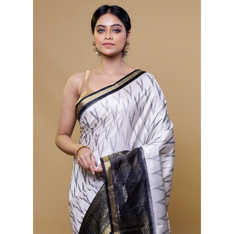 White Handloom Kanchipuram Pure Silk Saree With Blouse Piece - JD986611137