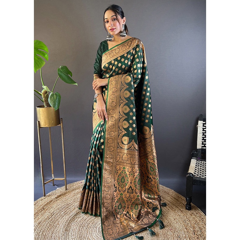 Green Banarasi Silk Saree With Blouse Piece - JD986610973