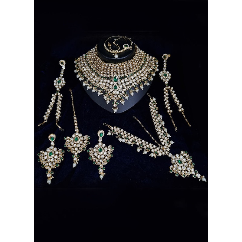 Green Alloy Jewellery Set - JD986610644