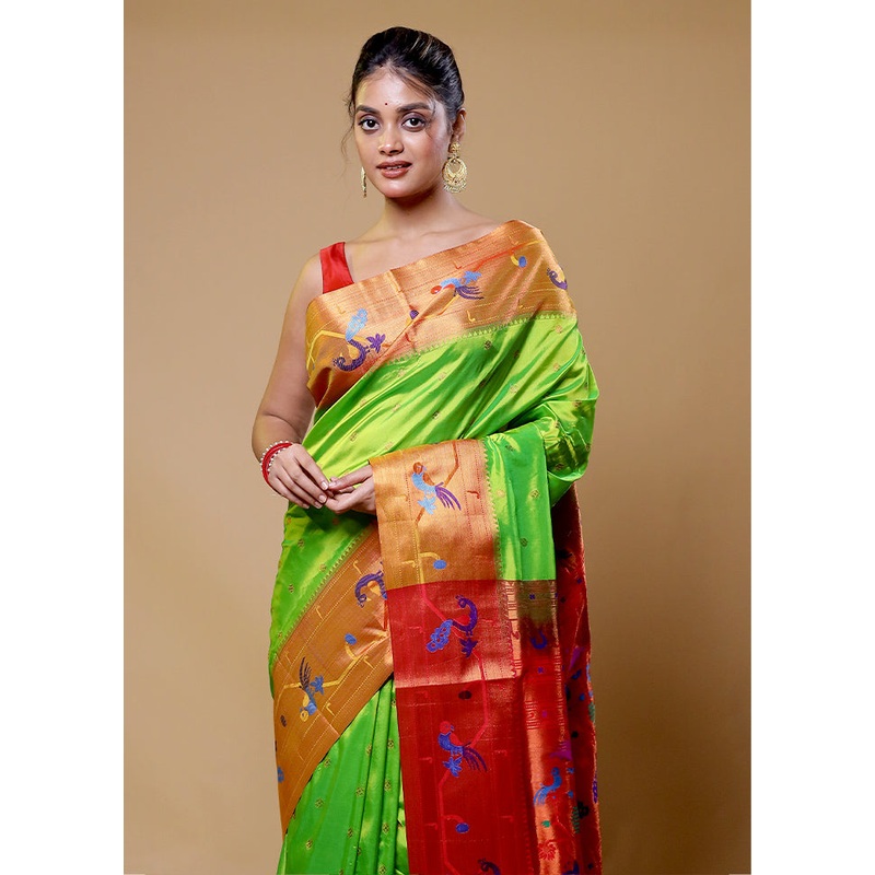 Green Kanjivaram Silk Saree With Blouse Piece - JD986610558