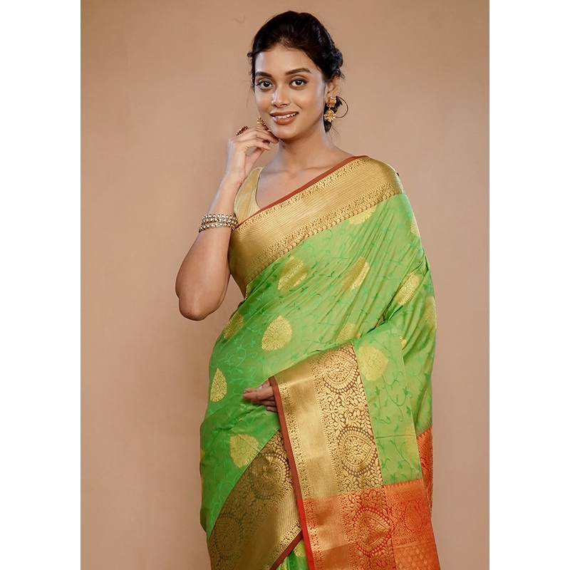 Green Kanjivaram Silk Saree With Blouse Piece - JD986610453