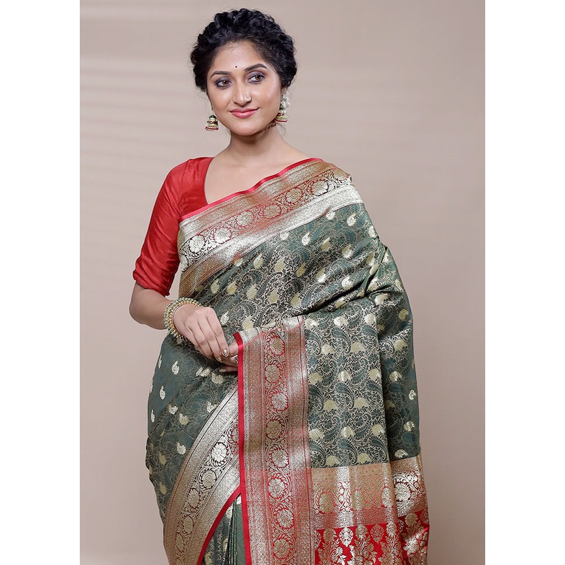 Green Tanchoi Silk Saree With Blouse Piece - JD986608457