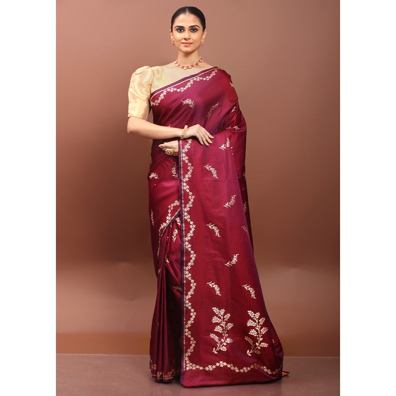 Maroon Banarasi Silk Saree With Blouse Piece - JD986608544