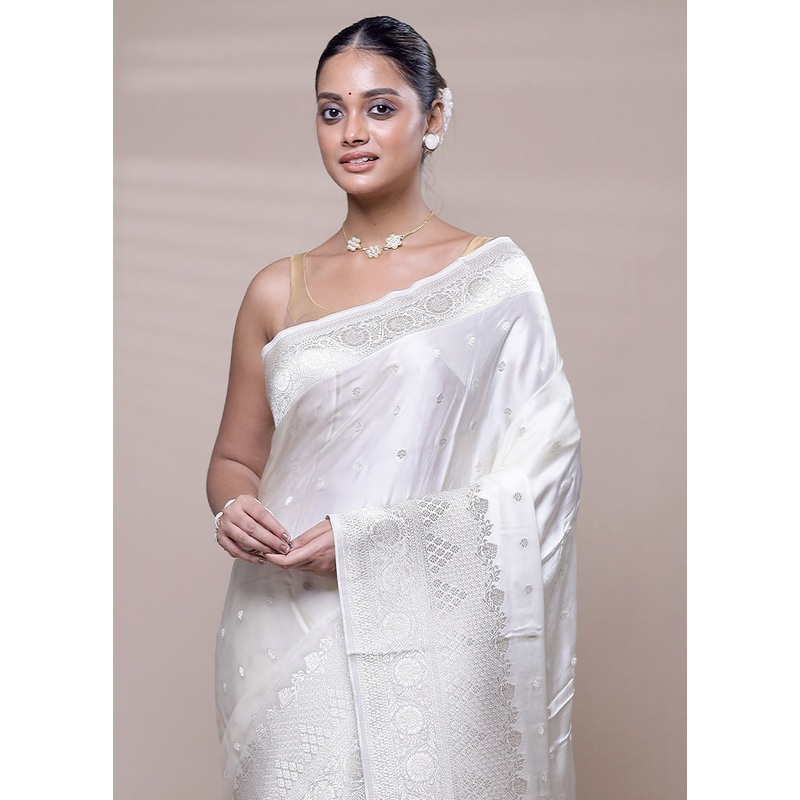 White Handloom Pure Georgette Saree With Blouse Piece - JD986608026