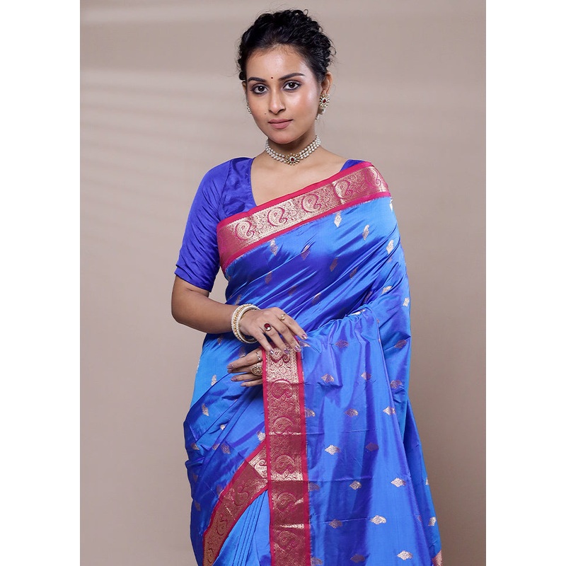 Blue Handloom Kanjivaram Pure Silk Saree With Blouse Piece - JD986607523