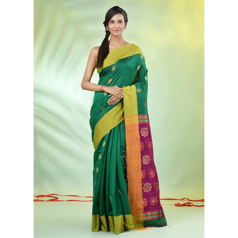 Green Pure Cotton Saree With Blouse Piece - JD986606626