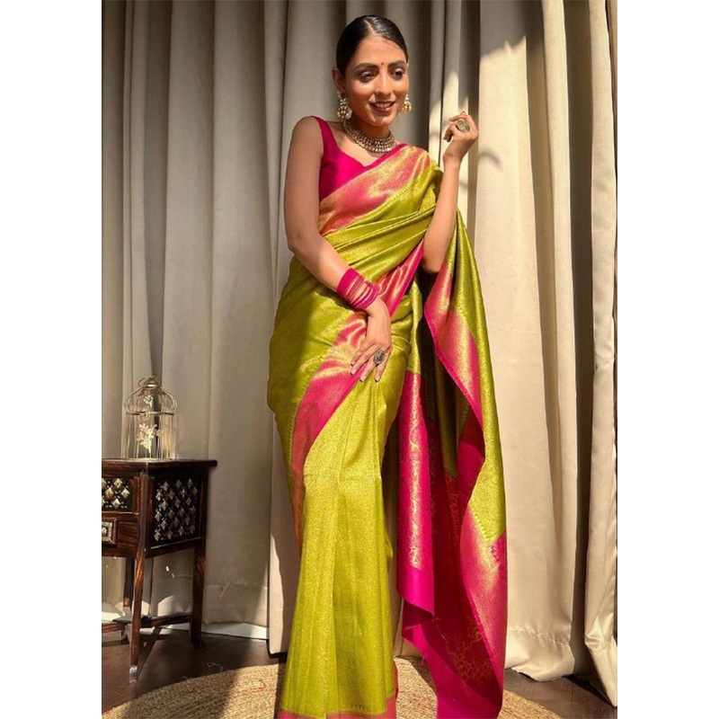 Green Banarasi Silk Saree With Blouse Piece - JD986606191