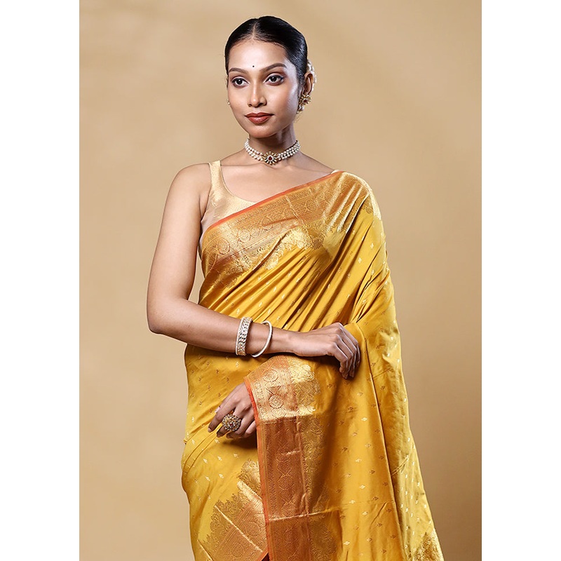 Yellow Handloom Kanjivaram Pure Silk Saree With Blouse Piece - JD986605529