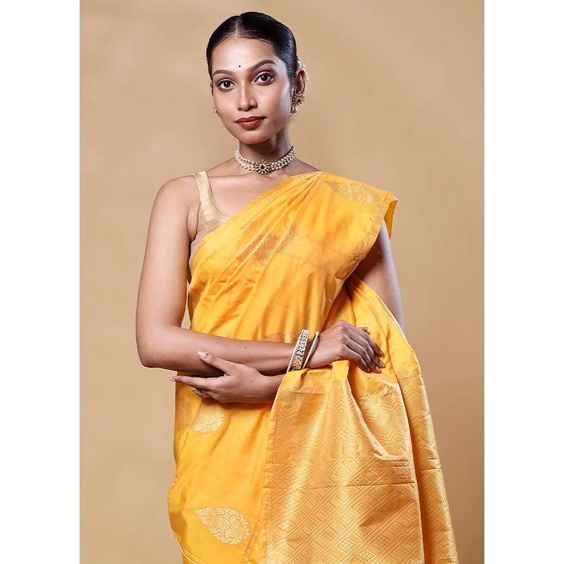 Yellow Kanjivaram Silk Saree With Blouse Piece - JD986605528