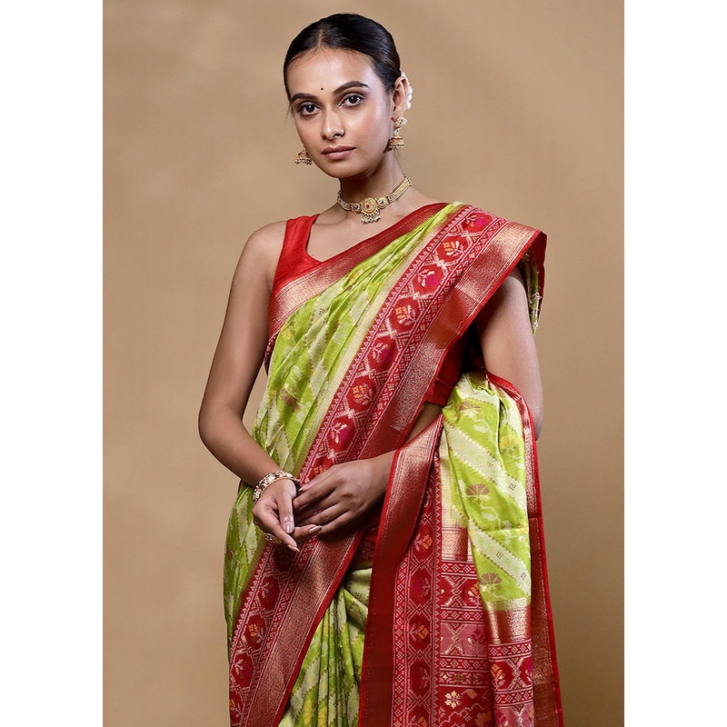 Green Dupion Silk Saree With Blouse Piece - JD986605362