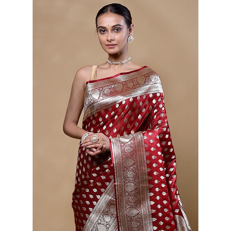 Maroon Banarasi Silk Saree With Blouse Piece - JD986605355