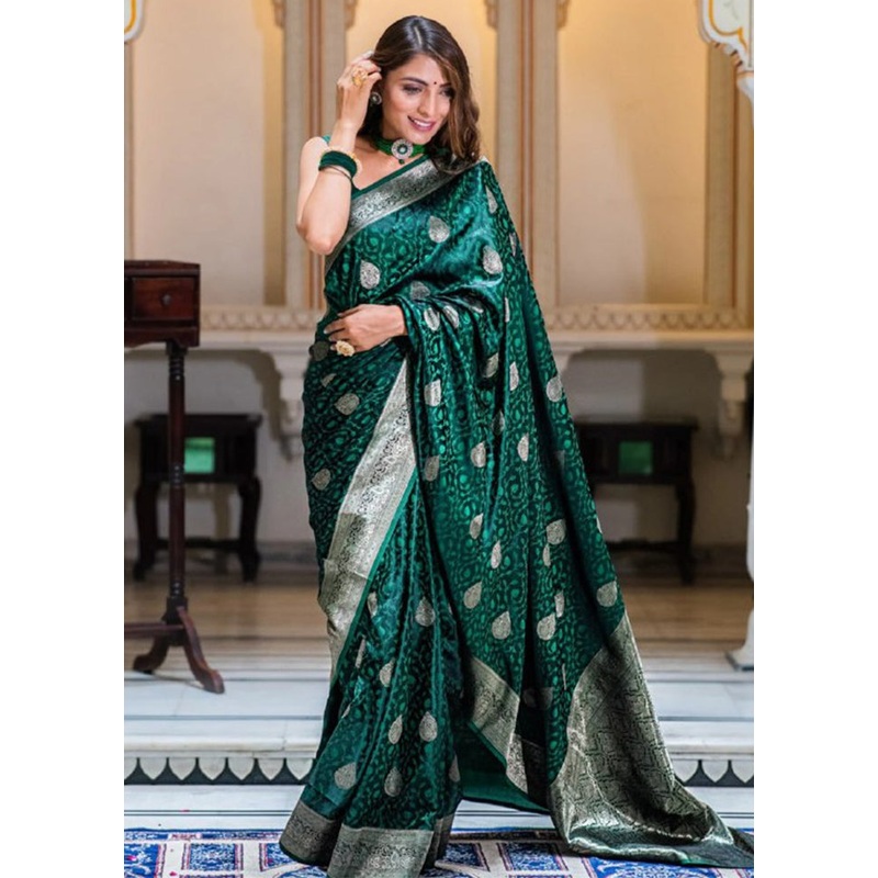 Green Banarasi Silk Saree With Blouse Piece - JD986605163
