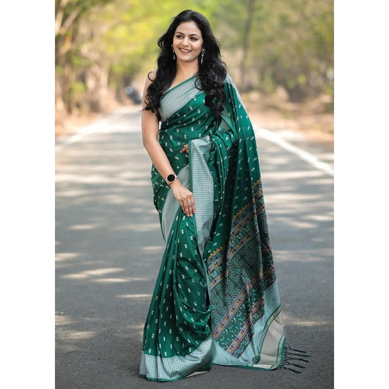 Green Banarasi Silk Saree With Blouse Piece - JD986605164