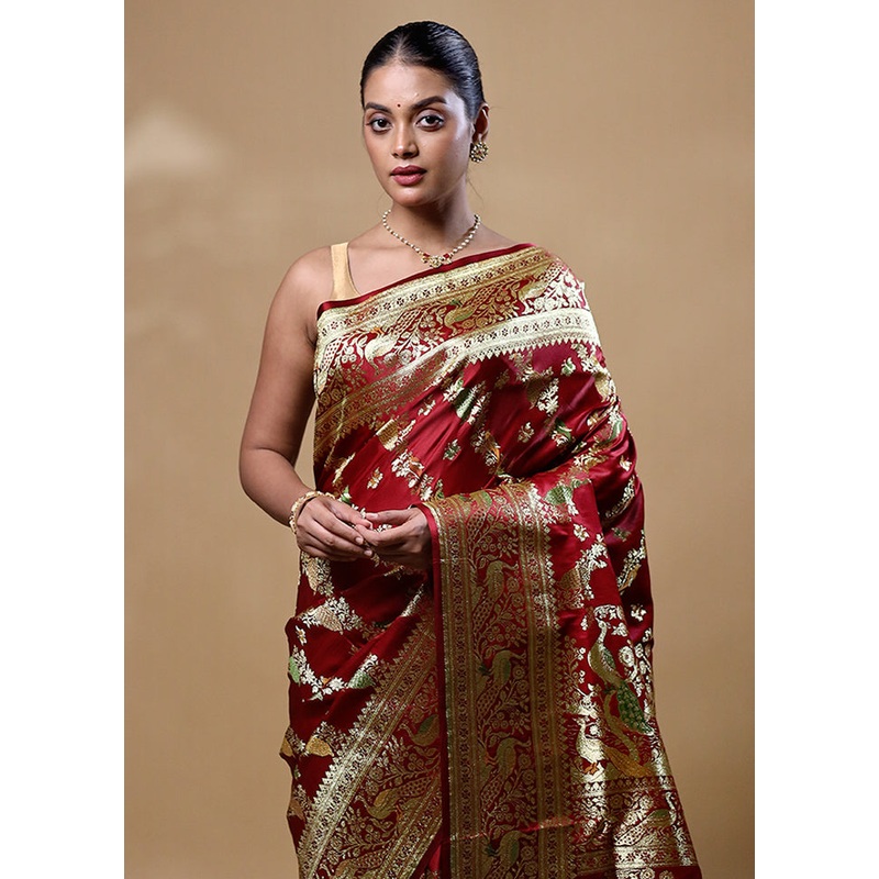 Maroon Handloom Banarasi Pure Silk Saree With Blouse Piece - JD986605268