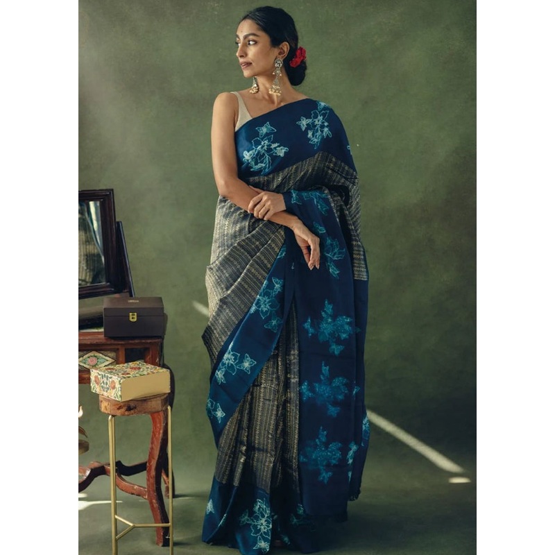 Navy Blue Banarasi Silk Saree With Blouse Piece - JD986605002