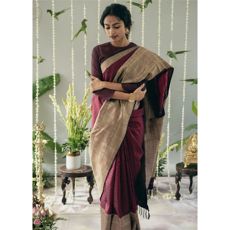 Wine Banarasi Silk Saree With Blouse Piece - JD986604890