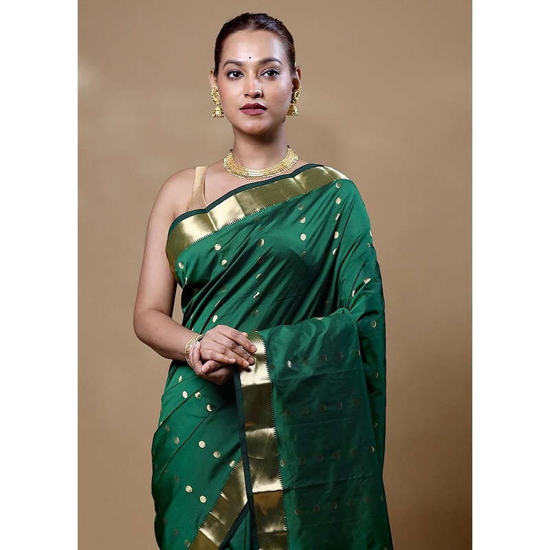 Green Kanjivaram Silk Saree With Blouse Piece - JD986604854
