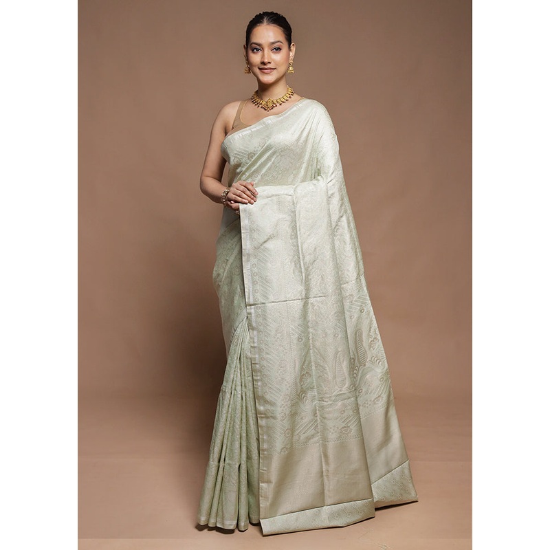 Green Tanchoi Silk Saree With Blouse Piece - JD986604261