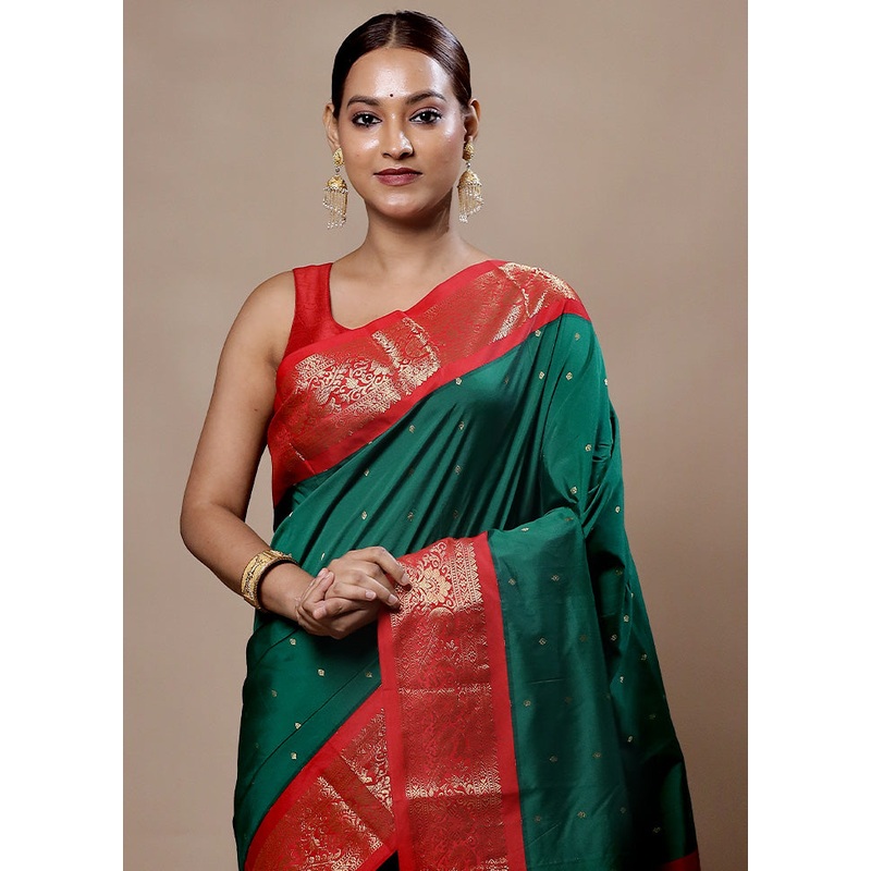 Green Kanjivaram Silk Saree With Blouse Piece - JD986603999