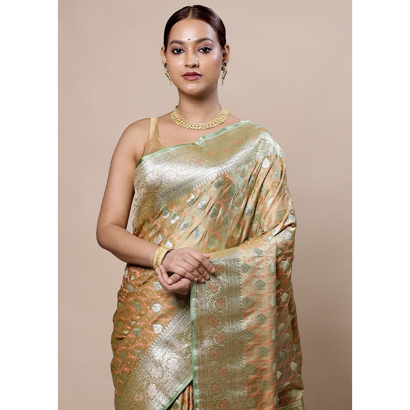 Green Tanchoi Silk Saree With Blouse Piece - JD986603991