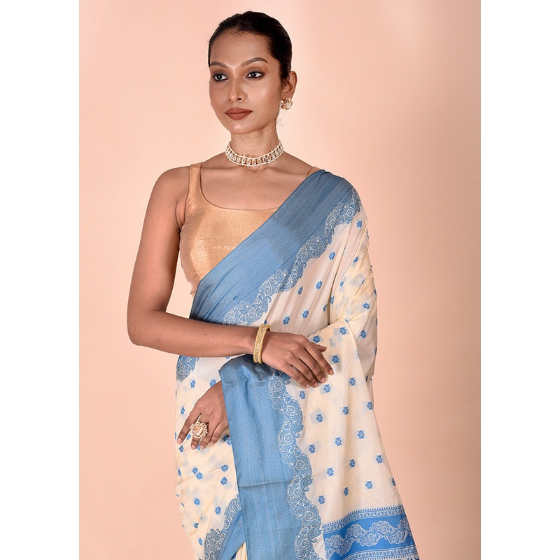 Cream Kanjivaram Silk Saree With Blouse Piece - JD986602497