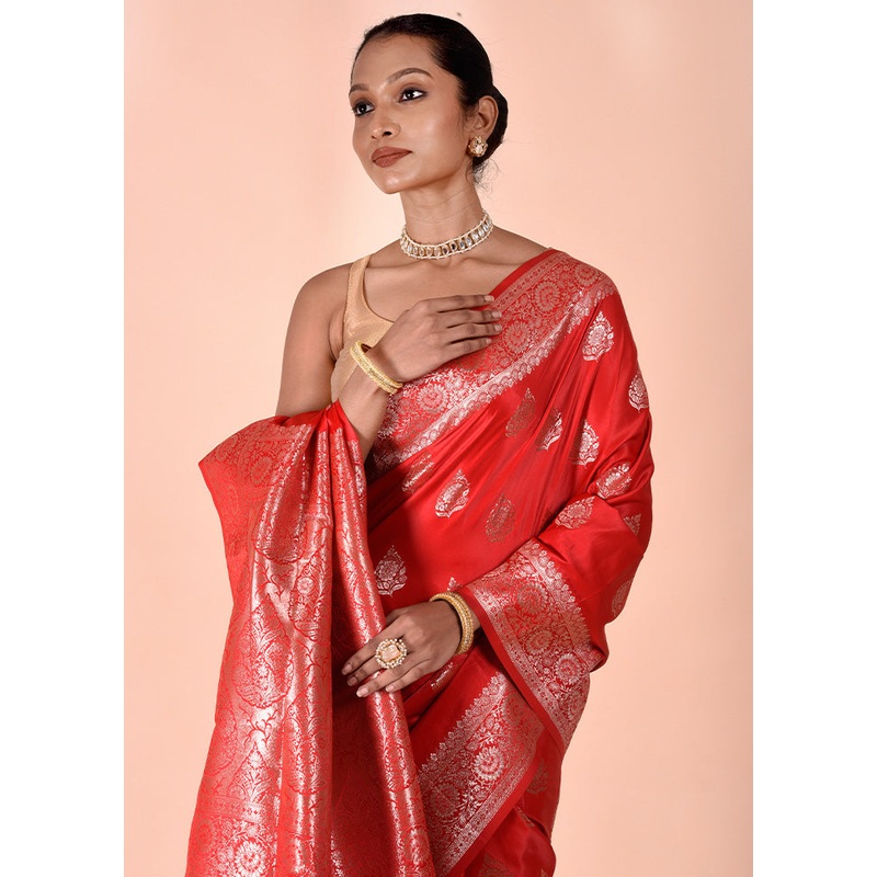 Red Banarasi Silk Saree With Blouse Piece - JD986602451
