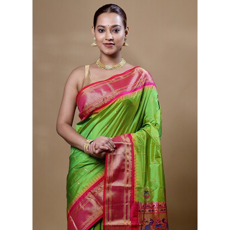 Green Handloom Kanchipuram Pure Silk Saree With Blouse Piece - JD986602032