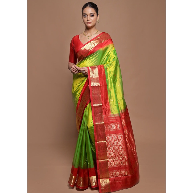 Green Handloom Kanjivaram Pure Silk Saree With Blouse Piece - JD986601971